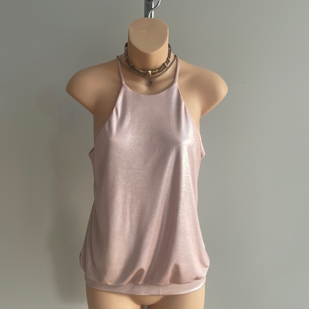 Cami Shine tank by Express size XSP. Cute, shiny creamy pink color.